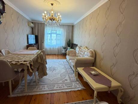 3-room apartment, 85 m², Nəsimi: 240 000 ₼ 2