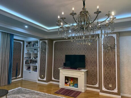 3-room apartment, 390 000 m², Azadlıq Prospekti: 390 000 ₼ 2