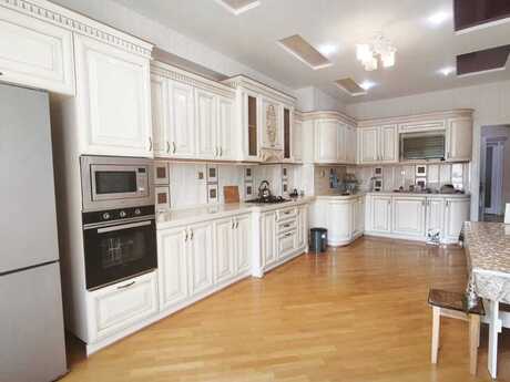 Kirayə 3 otaqlı mənzil, 180 m², Nəriman Nərimanov: 1 400 ₼/ay 4