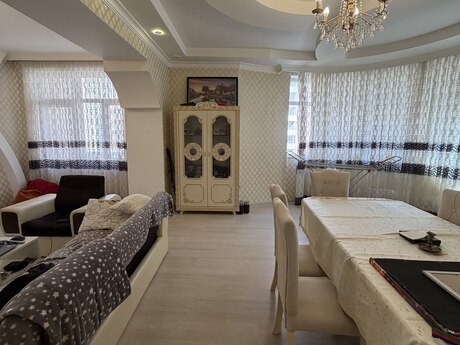 4-room apartment for rent, 160 m², 8-ci mikrorayon: 1 200 ₼/mo 4