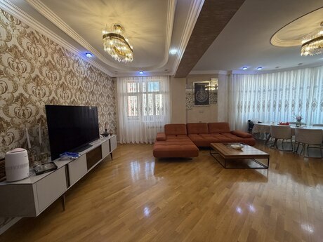4-room apartment, 155 m², 8-ci mikrorayon: 500 000 ₼ 5