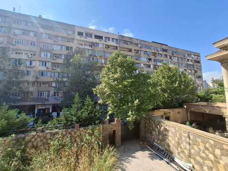 8 otaqlı həyət evi, 800 m², Elmlər Akademiyası: 4 200 000 ₼ 4