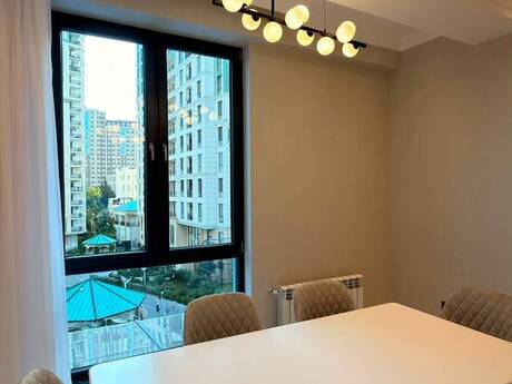 Kirayə 3 otaqlı mənzil, 147 m², Zümrüd Residence: 2 500 ₼/ay 5