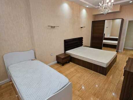 2-room apartment for rent, 100 m², 28 May: 1 100 ₼/mo 3