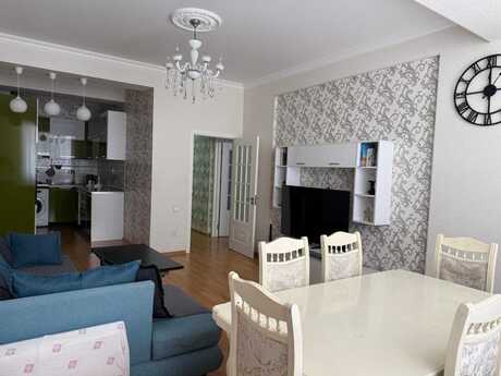 2-room apartment for rent, 80 m², Qara Qarayev: 800 ₼/mo 2