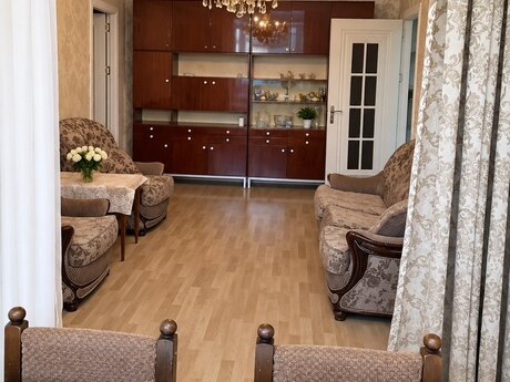 Elan №6482294 - Bakı, Elmlər Akademiyası m., 2 otaqlı, 54 m², 4/5 mərtəbə
