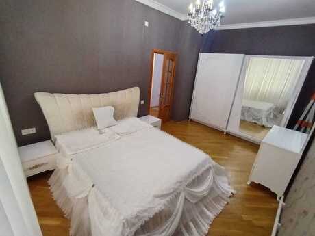 Объявление №6482268 - Баку, м. Иншаатчылар, 2-комн., 95 м², 3/24 этаж
