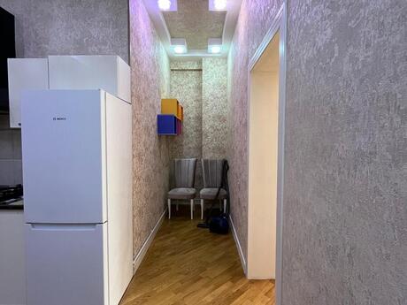 2-room apartment for rent, 80 m², Əhmədli: 650 ₼/mo 4