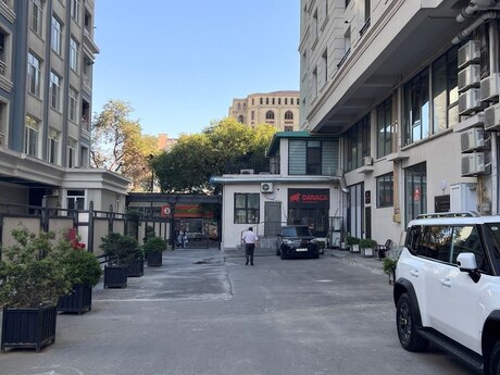 3 otaqlı mənzil, 115 m², Nəsimi: 377 000 ₼ 2