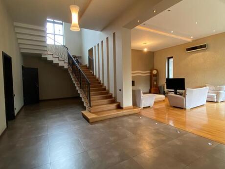 5 otaqlı həyət evi, 500 m², Bakıxanov: 940 000 ₼ 3