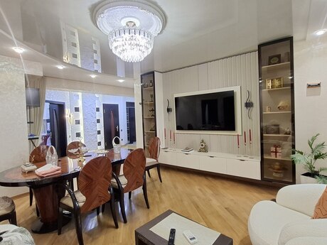3-комнатная квартира, 130 м², İnşaatçılar: 350 000 ₼ 4