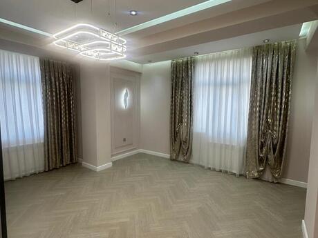 4-room apartment, 132 m², 20 Yanvar: 405 000 ₼ 2