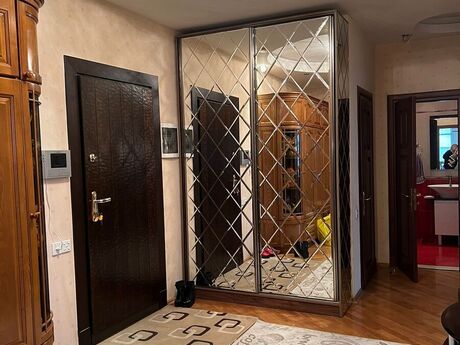 Kirayə 3 otaqlı mənzil, 135 m², Nizami: 1 400 ₼/ay 4