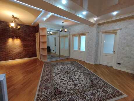Аренда: 3-комнатная квартира, 170 м², 28 May: 1 600 ₼/мес 3