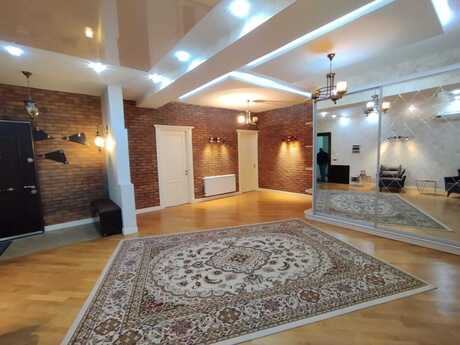 Аренда: 3-комнатная квартира, 170 м², 28 May: 1 600 ₼/мес 2