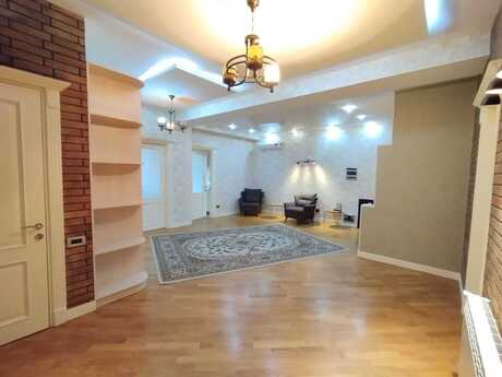Аренда: 3-комнатная квартира, 170 м², 28 May: 1 600 ₼/мес 4