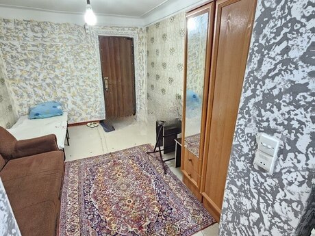 1 Elmlər Akademiyası