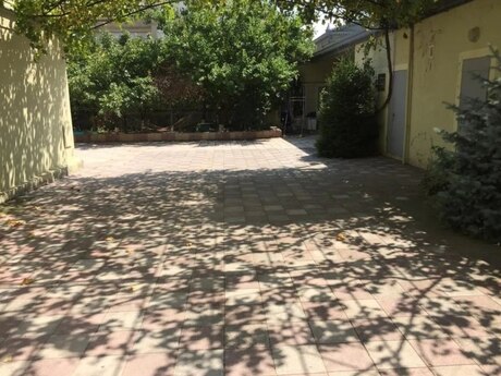 6 otaqlı həyət evi, 256 m², Nəsimi: 900 000 ₼ 2