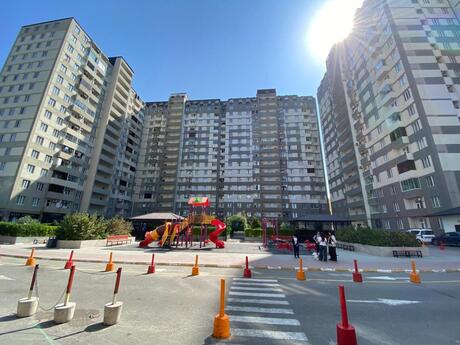 Elan №6482570 - Bakı, Avtovağzal m., 2 otaqlı, 50 m², 11/17 mərtəbə