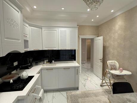 Kirayə 3 otaqlı mənzil, 147 m², Grand Hayat: 1 800 ₼/ay 5