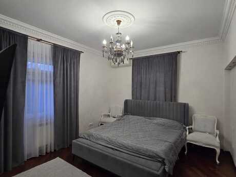 5-комнатная квартира, 150 м², Azadlıq Prospekti: 585 000 ₼ 5