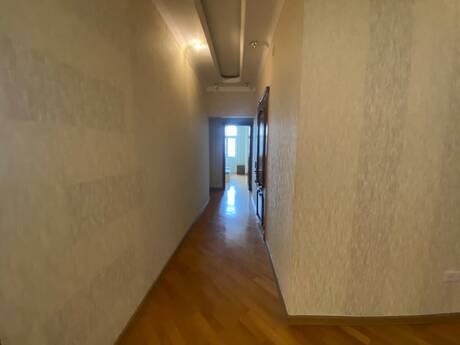 3-room apartment, 132 m², 20 Yanvar: 300 000 ₼ 5