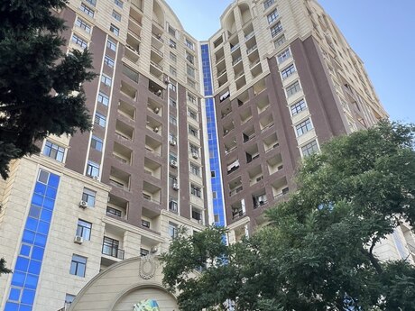 3-room apartment, 101 m², Nəriman Nərimanov: 315 000 ₼ 2