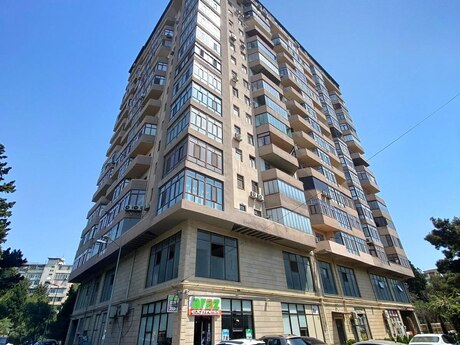 Elan №6482695 - Bakı, Binəqədi r., 4 otaqlı, 158 m², 11/17 mərtəbə