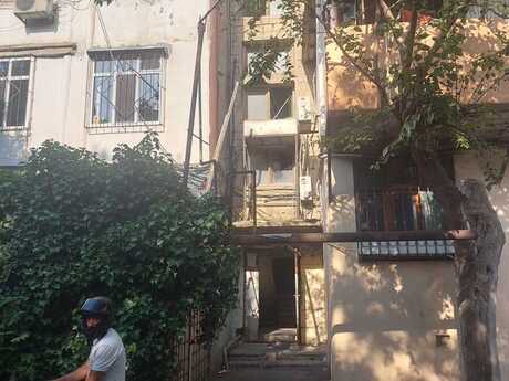 Elan №6482711 - Bakı, Elmlər Akademiyası m., 2 otaqlı, 50 m², 3/5 mərtəbə