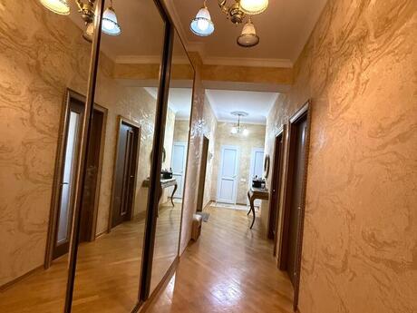 3-room apartment for rent, 110 m², Badamdar: 850 ₼/mo 4