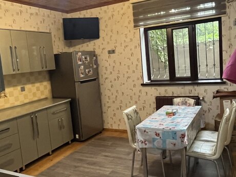 6 otaqlı həyət evi, 220 m², Saray: 275 000 ₼ 5