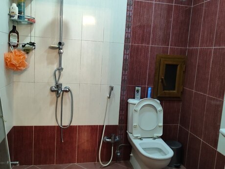 4 otaqlı mənzil, 166 m², İnşaatçılar: 470 000 ₼ 2