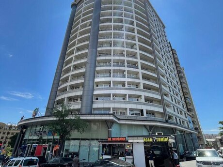 Elan №6482762 - Bakı, Nizami m., 3 otaqlı, 156 m², 15/20 mərtəbə