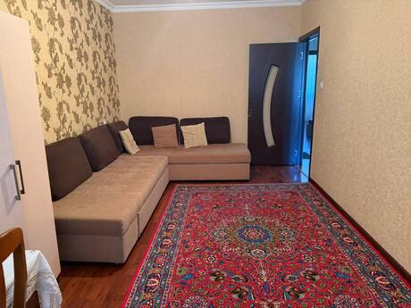 2-room apartment for rent, 65 m², 8 Noyabr: 650 ₼/mo 2