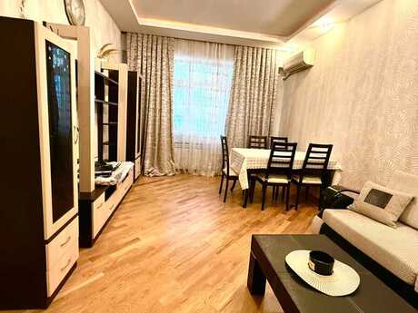 Elan №6482766 - Bakı, Şah İsmayıl Xətai m., 2 otaqlı, 55 m², 11/16 mərtəbə