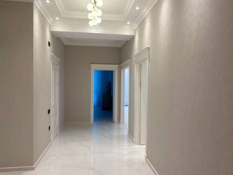 3-room apartment for rent, 150 m², Gənclik: 2 500 ₼/mo 5