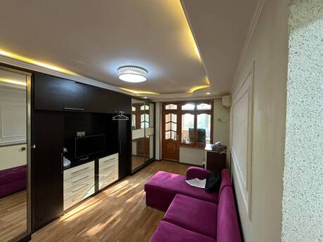 Elan №6482891 - Bakı, Nəriman Nərimanov m., 2 otaqlı, 45 m², 3/5 mərtəbə