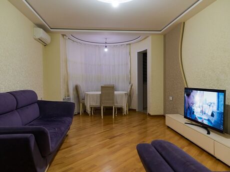 Объявление №6482881 - Баку, м. 8 ноября, 4-комн., 100 м², 4/17 этаж