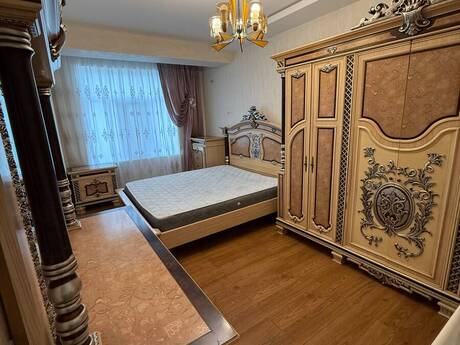 3-room apartment for rent, 100 m², İnşaatçılar: 1 200 ₼/mo 3