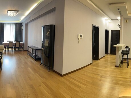3-комнатная квартира, 98 м², Həzi Aslanov: 229 000 ₼ 2