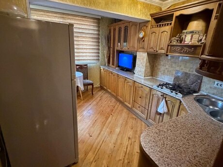 Аренда: 2-комнатная квартира, 70 м², İnşaatçılar: 600 ₼/мес 5