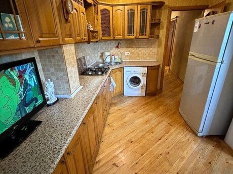 Объявление №6482940 - Баку, м. Иншаатчылар, 2-комн., 70 м², 9/9 этаж