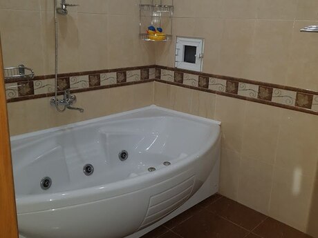 2-room apartment for rent, 120 m², Nizami: 900 ₼/mo 5