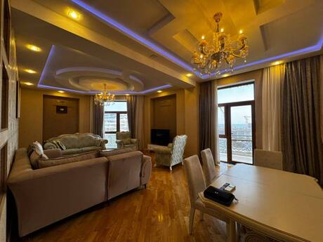 Kirayə 3 otaqlı mənzil, 144 m², Ağ şəhər: 2 100 ₼/ay 4