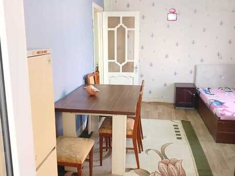 2 Qara Qarayev