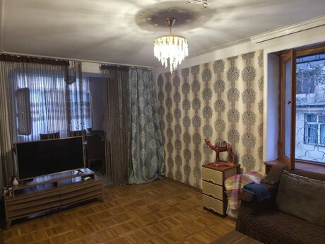 Elmlər Akademiyasında 2 otaqlı köhnə tikili mənzil satılır, 35 m², 122 000 AZN, şəkil 3 / 11