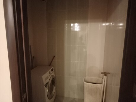 4-room apartment for rent, 200 m², Nizami: 1 599 ₼/mo 4