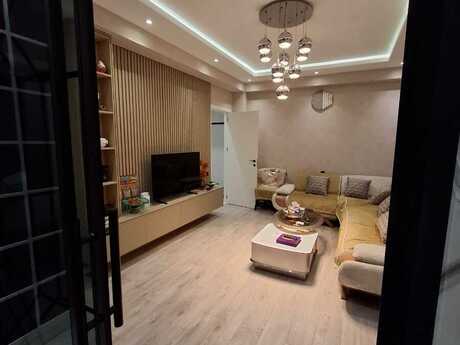 2-room apartment, 60 m², Xəmsə Palace: 180 000 ₼ 2