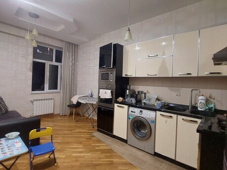 3-room apartment, 95 m², Şah İsmayıl Xətai: 300 000 ₼ 4