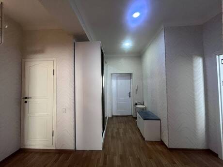 2-room apartment, 90 m², Əhmədli: 200 000 ₼ 5